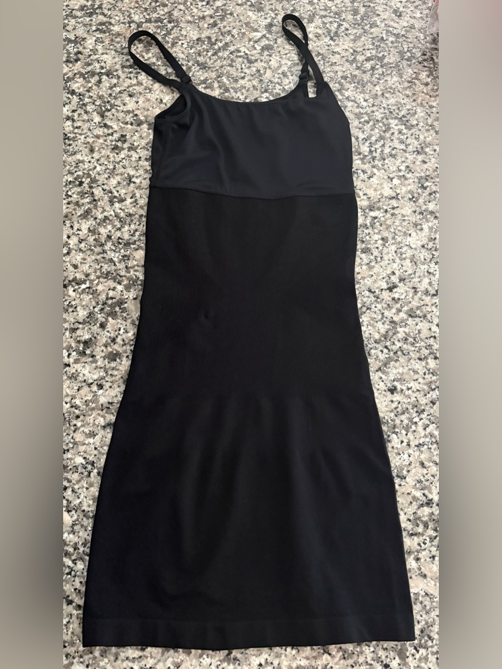 Marilyn Monroe Intimates Seamless Body
Shaping Camisole, size M